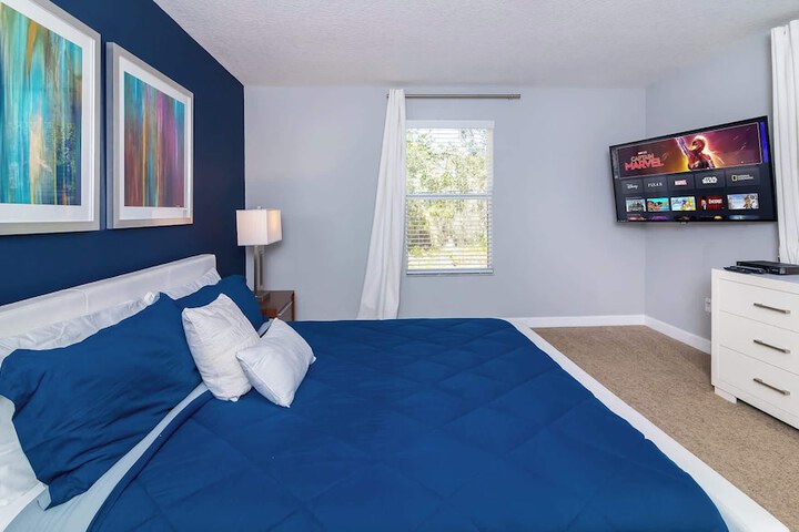 Room 6 of 60