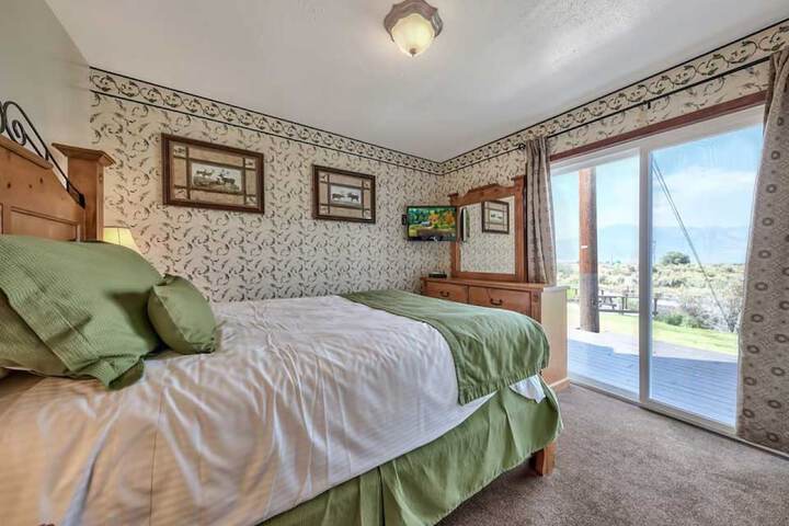 Room 12 of 40