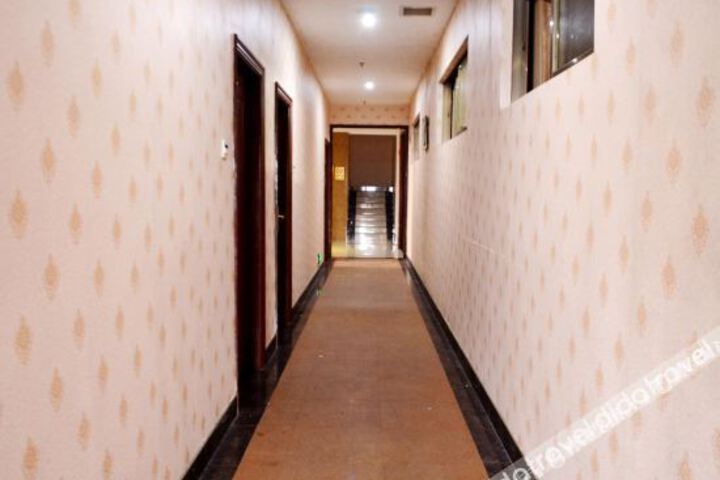 Hotel Interior 11 of 20