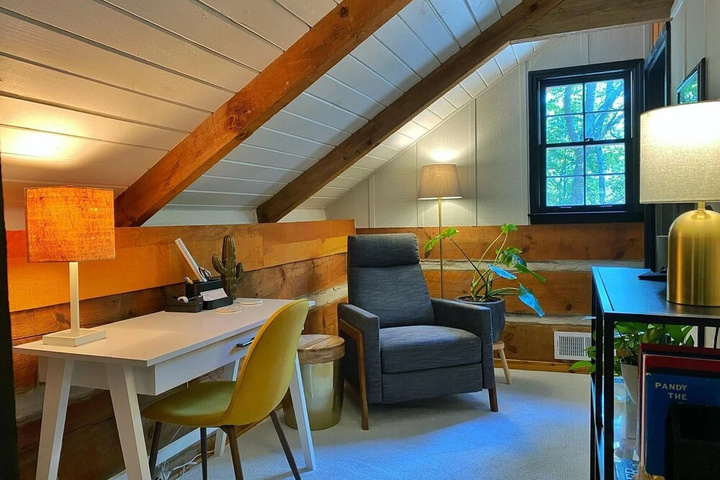 Room 5 of 22