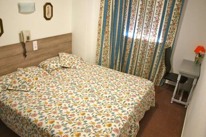 Room 21 of 53