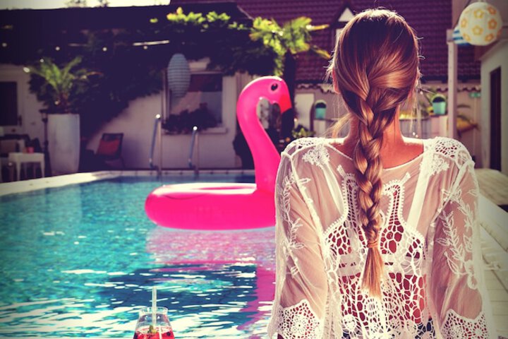 Pool 43 of 75