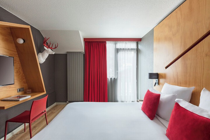 Room 6 of 88