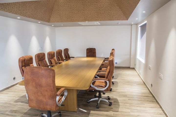 Business Center 42 of 47