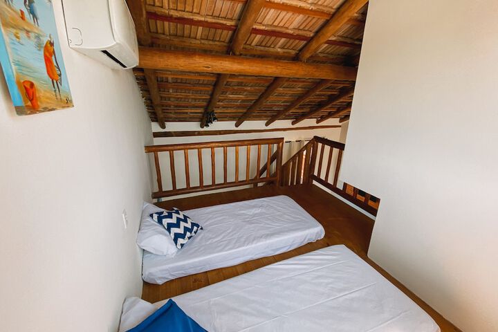 Room 12 of 64