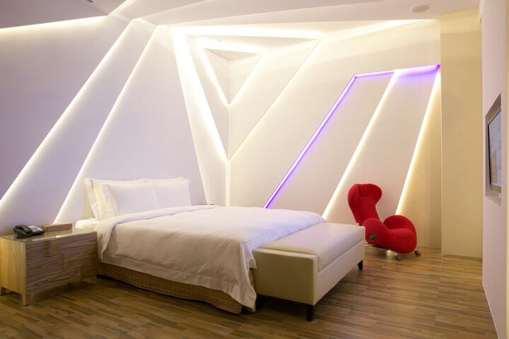 Room 14 of 55