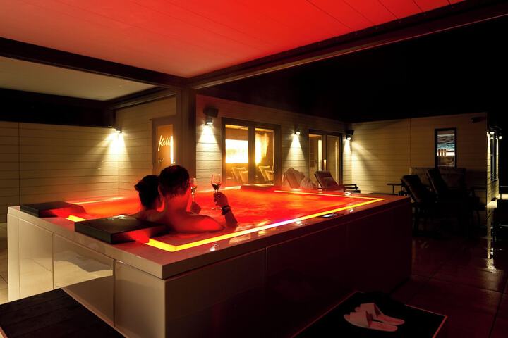 Spa 42 of 59