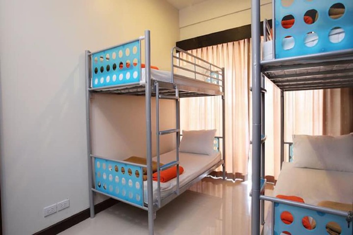 Room 4 of 59
