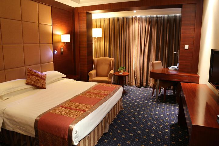 Room 3 of 11