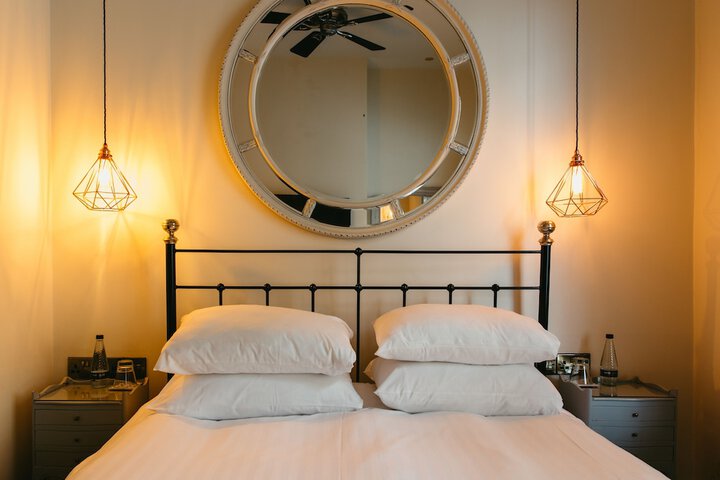 Room 11 of 68
