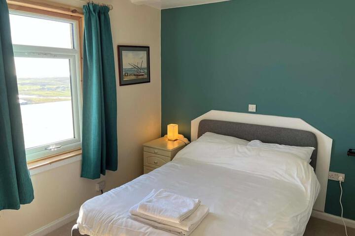 Room 35 of 139