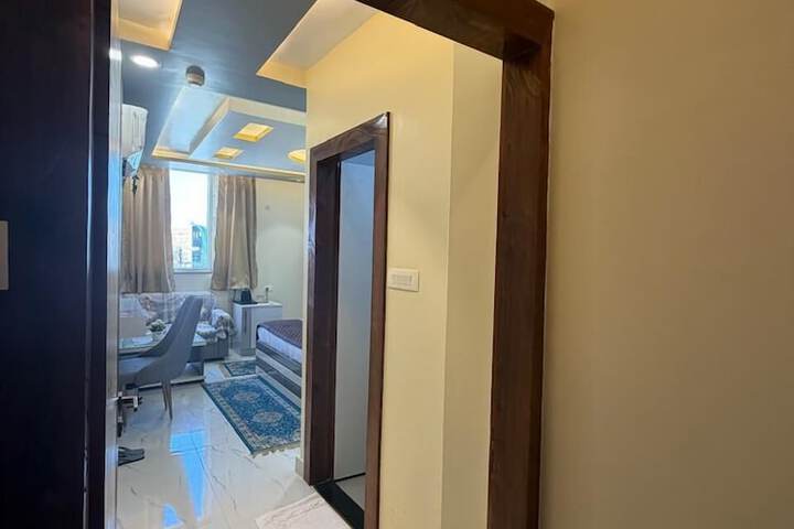 Room 21 of 40