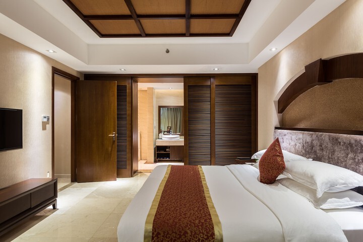 Room 21 of 68