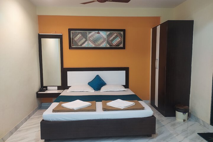 Room 27 of 51