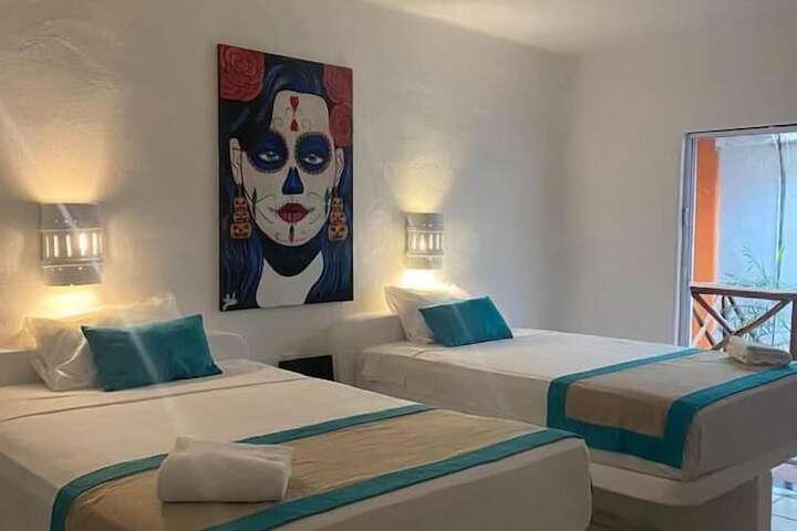 Room 4 of 11
