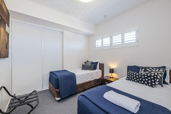 Room 7 of 83