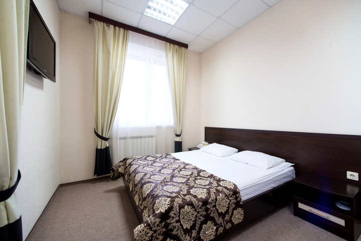 Room 13 of 21