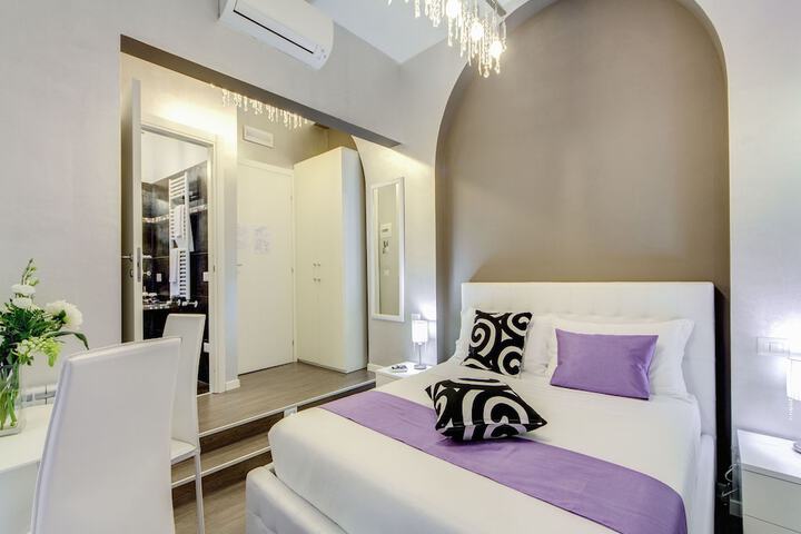 Room 10 of 45