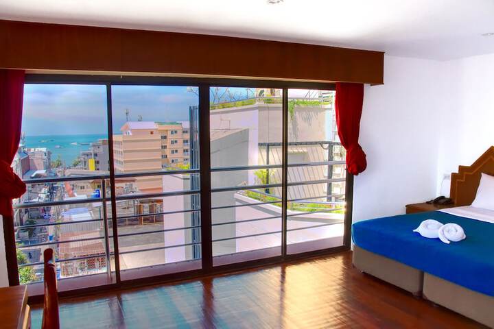 Room 26 of 54