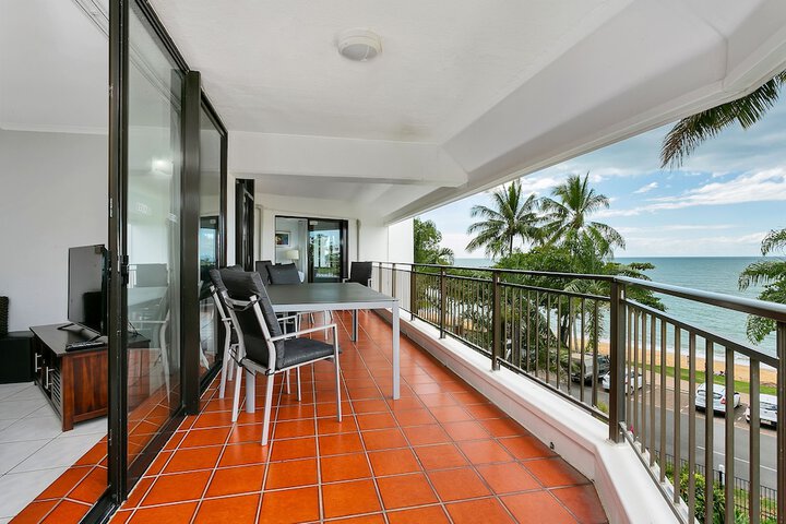 Terrace/Patio 30 of 66
