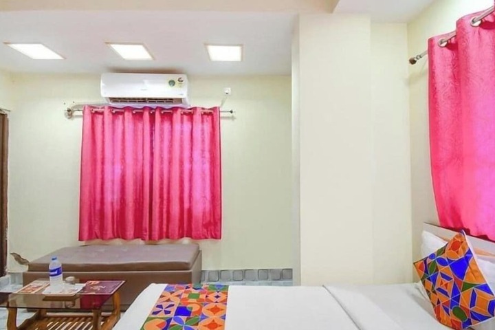 Room 13 of 21