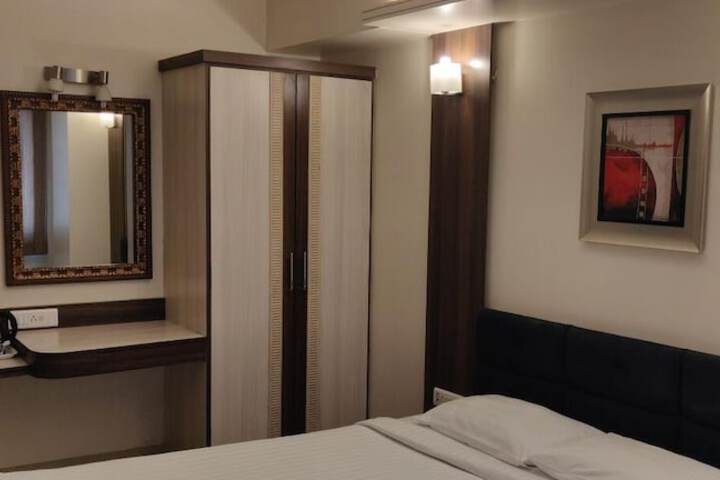 Room 21 of 30
