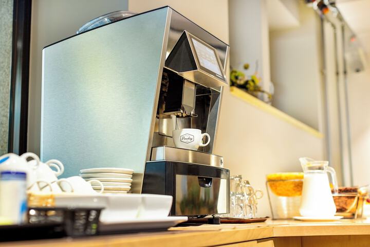 Breakfast/Coffee Service 87 of 101