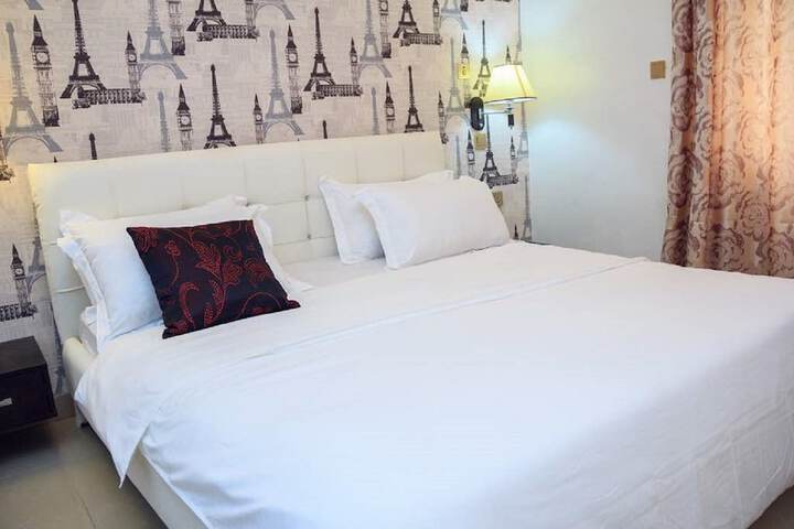 Room 4 of 21