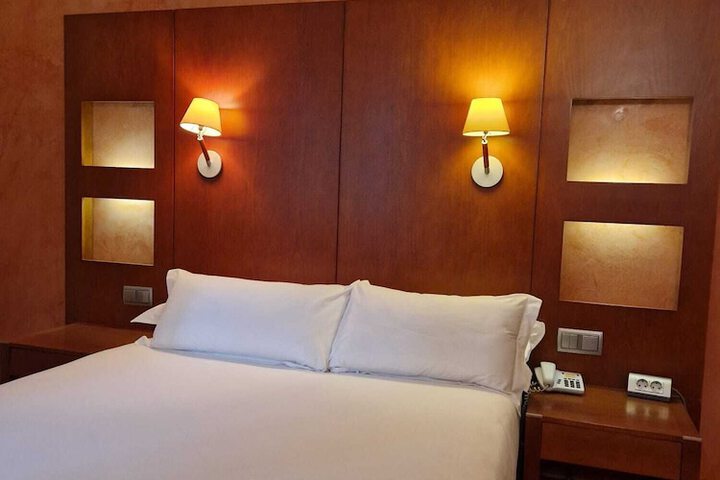 Room 21 of 59