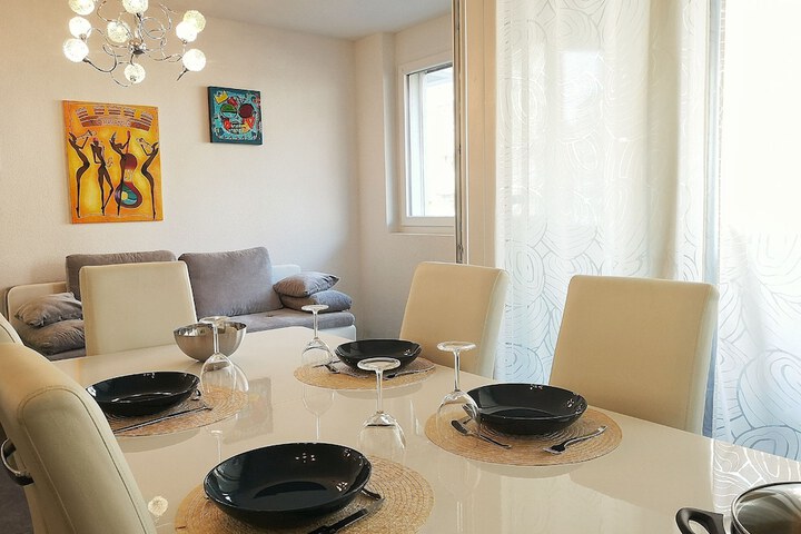Room 15 of 26