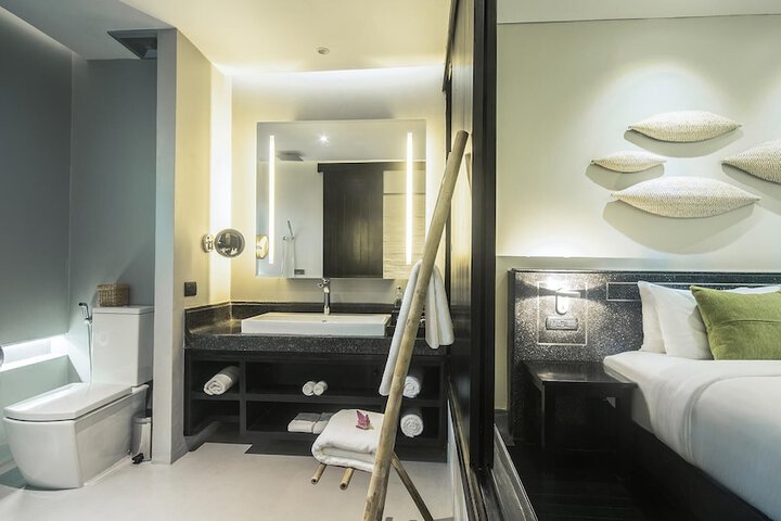 Room 56 of 219
