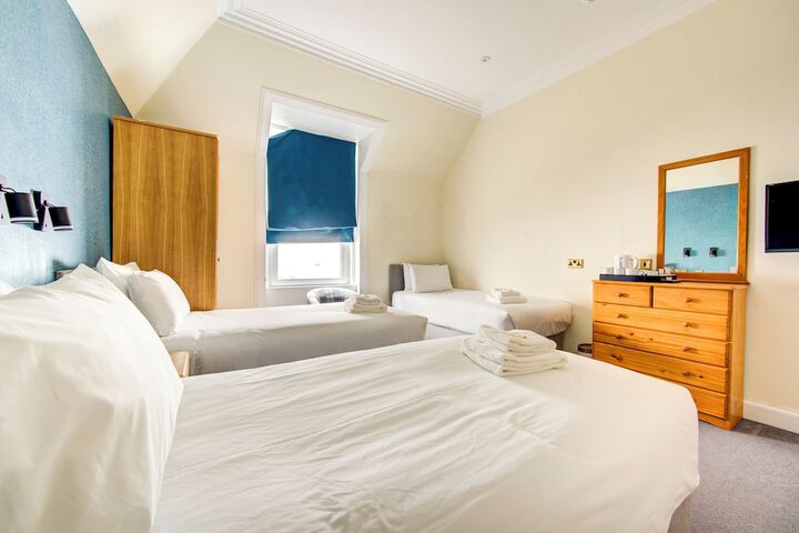 Room 20 of 105