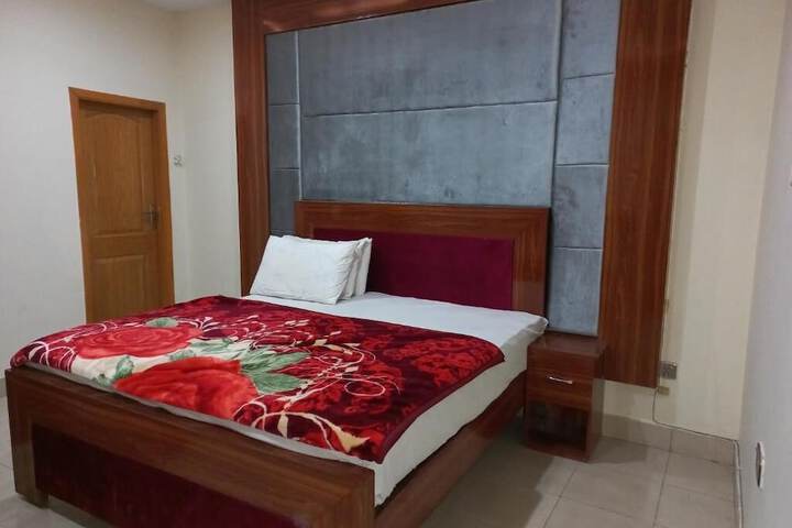 Room 3 of 14