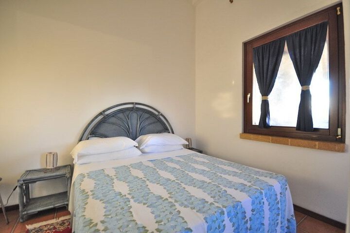Room 10 of 39