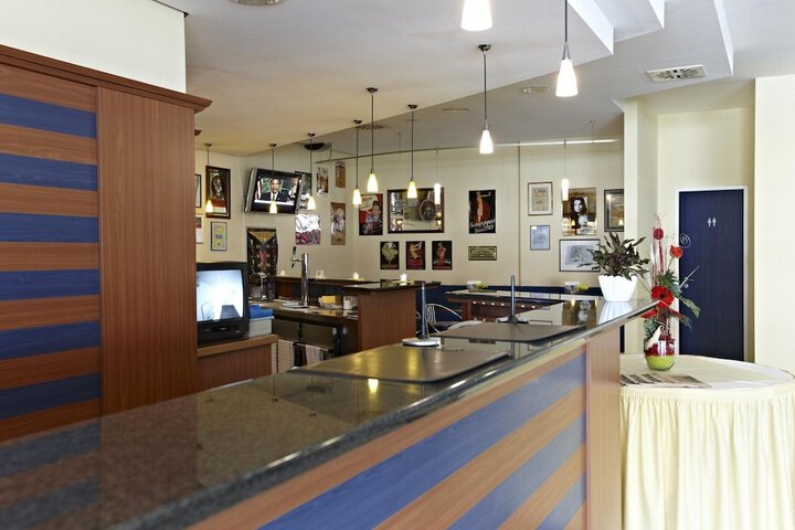 Hotel Interior 4 of 35
