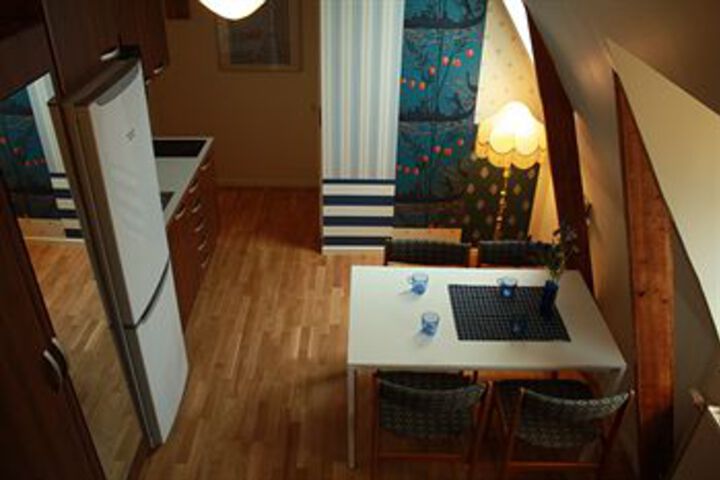 Room 8 of 43