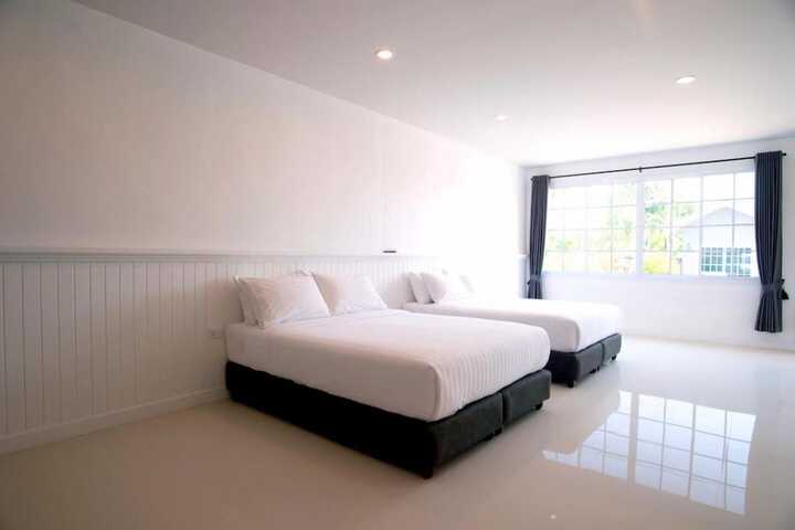 Room 7 of 26