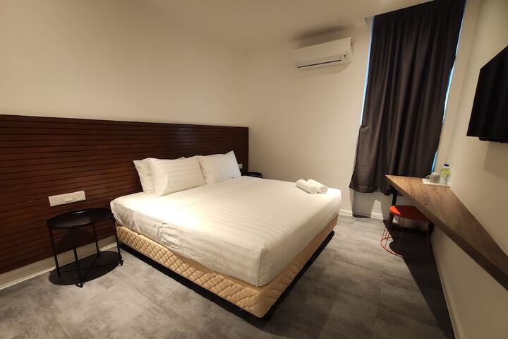 Room 19 of 31