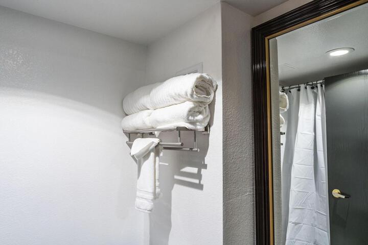 Room 18 of 78