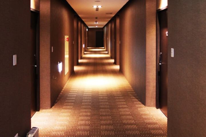 Ballroom/Hall 24 of 30