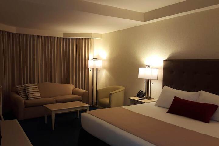 Room 21 of 53