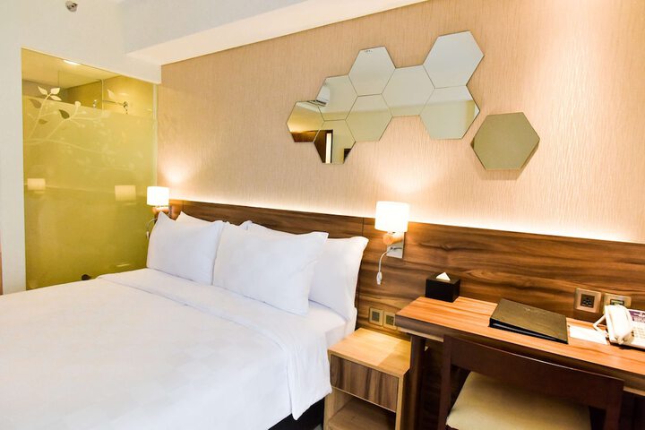 Room 10 of 54
