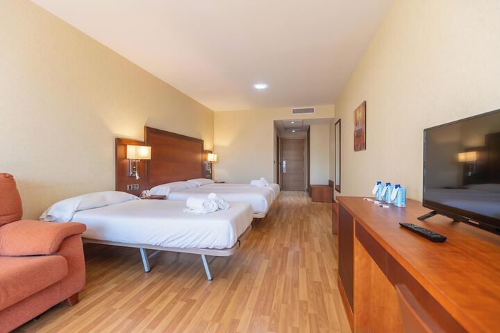 Room 25 of 69