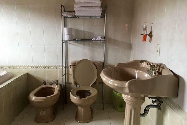 Room 16 of 23