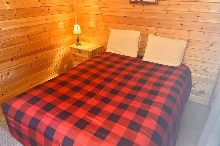 Room 10 of 202