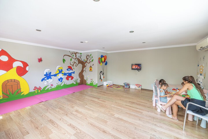 Children's play area - indoor