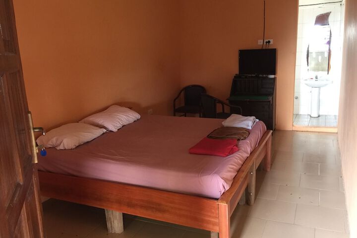 Room 7 of 26