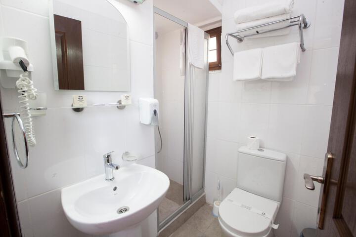 White Pearl Hotel