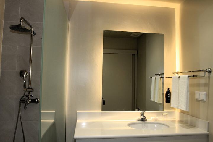 Room 22 of 29