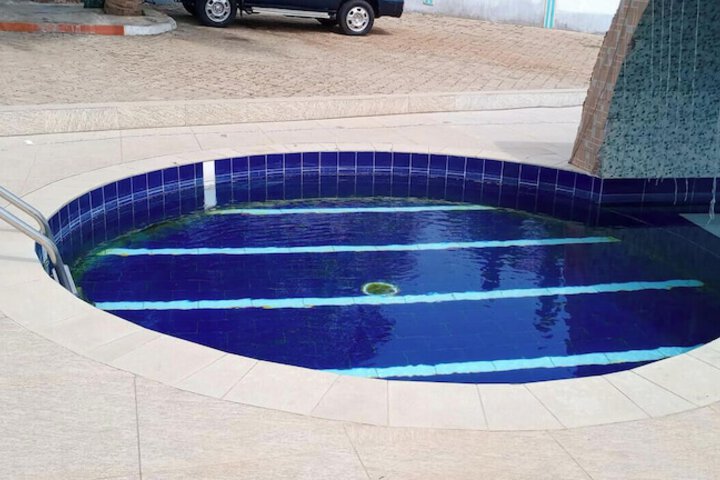 Pool 149 of 285